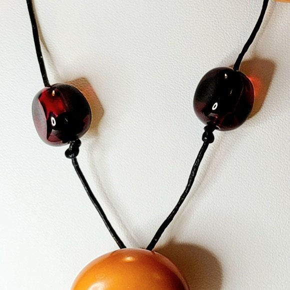 Bohemian Beige Beaded and Blood Red Stone Corded Fashion Necklace Jewelry CT205 - Picture 6 of 6